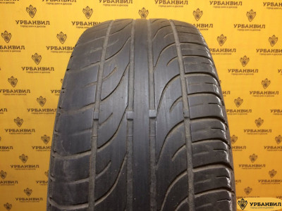 GT Radial Champiro 128 235/60 R16 100H