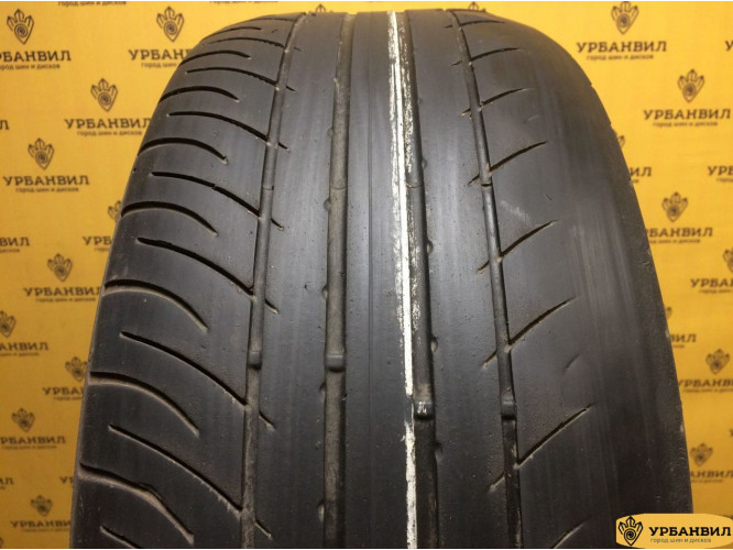 Kumho Ecsta SPT KU31 235/55 R17 103V