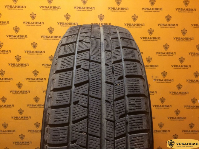 Yokohama Ice Guard IG50 215/60 R17