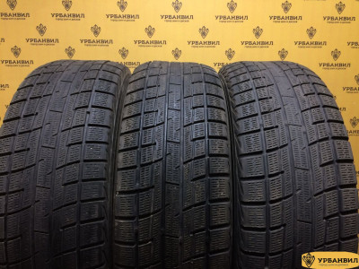 Yokohama Ice Guard IG30 215/60 R16 95Q