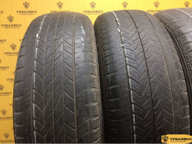 Dunlop Grandtrek ST20 215/60 R17 96H