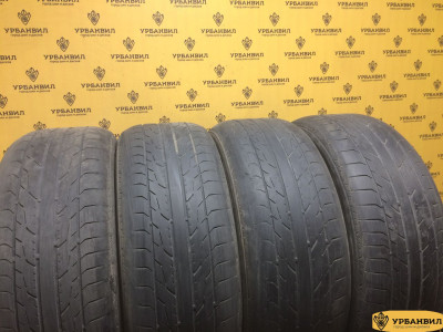 Toyo DRB 215/55 R17 94V