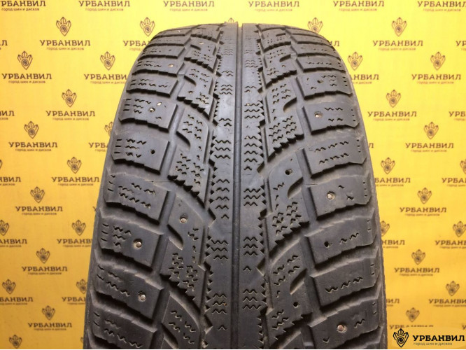 Kumho I'Zen RV Stud KC16 225/60 R18 104T