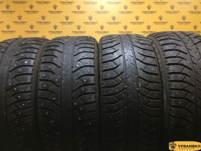 Bridgestone Ice Cruiser 7000 255/50 R19 107T