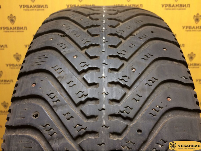 Goodyear UltraGrip 500 205/60 R16 92T