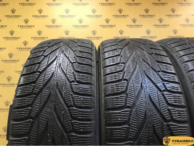 Nokian Tyres Hakkapeliitta R2 SUV 235/65 R17 108R