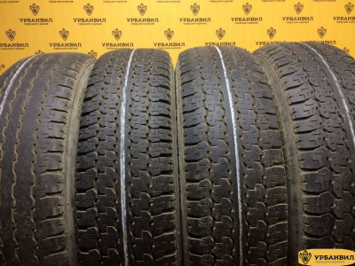 Bridgestone Dueler H/T D689 205/80 R16 104S