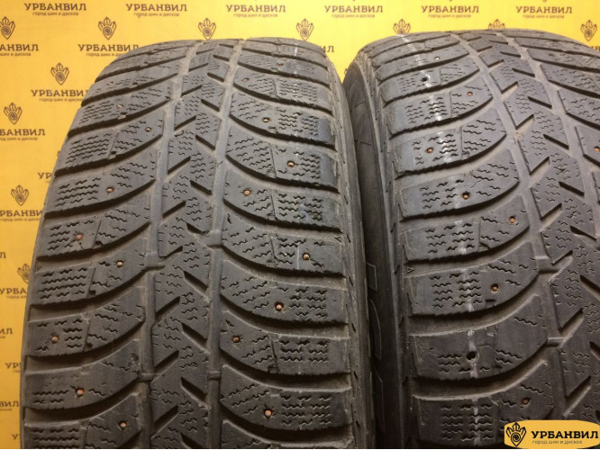 Bridgestone Ice Cruiser 5000 275/65 R17 115T