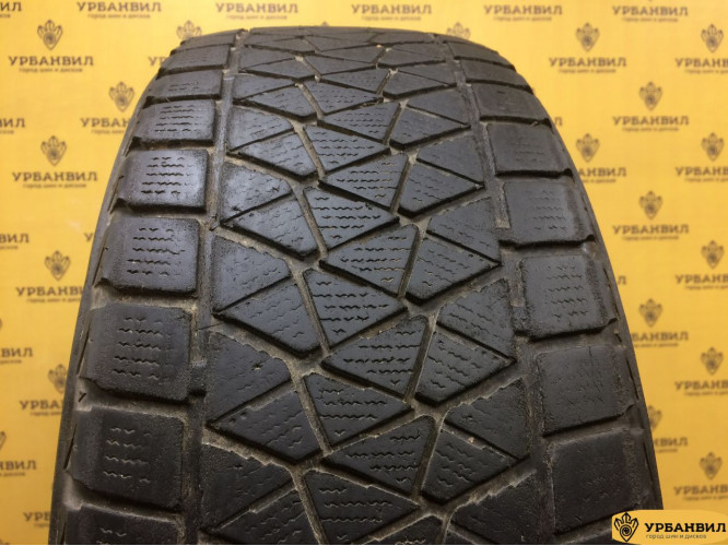 Bridgestone Blizzak DM-V2 225/60 R18 100S