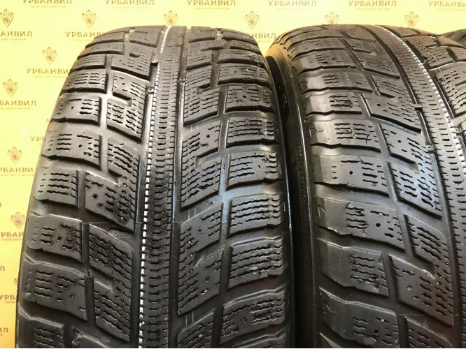 Kumho I'Zen KW22 235/65 R17 108Т