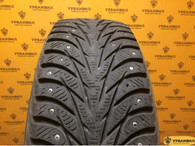 Yokohama Ice Guard IG35 215/65 R16 102T