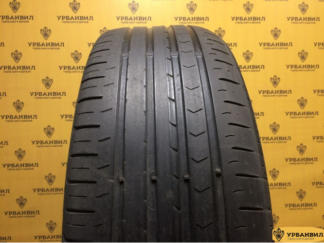 Continental ContiPremiumContact 5 215/60 R17 96H