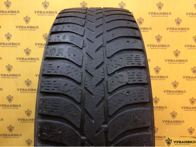 Bridgestone Ice Cruiser 5000 205/60 R16 92T