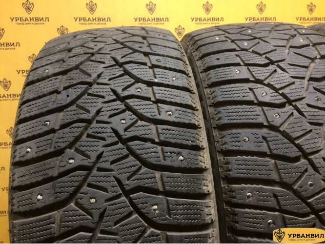 Bridgestone Blizzak Spike-02 255/45 R18 103T