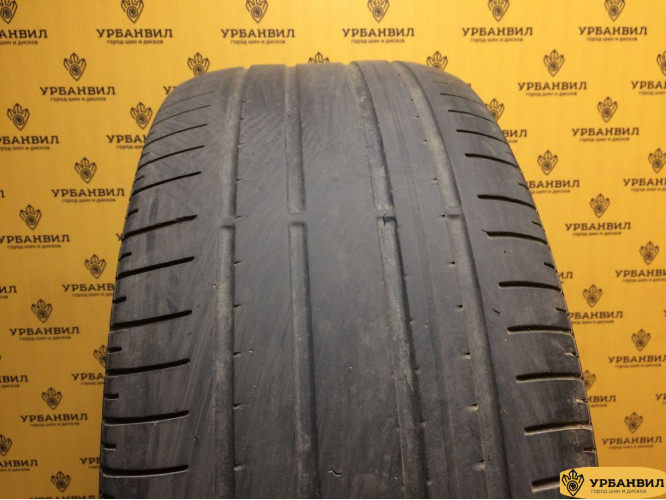 Pirelli P Zero Rosso 275/45 R20