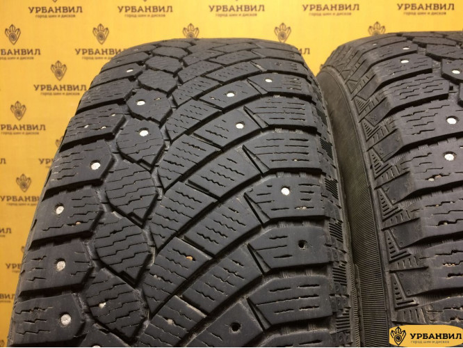 Continental ContiIceContact 4x4 215/70 R16 100Q