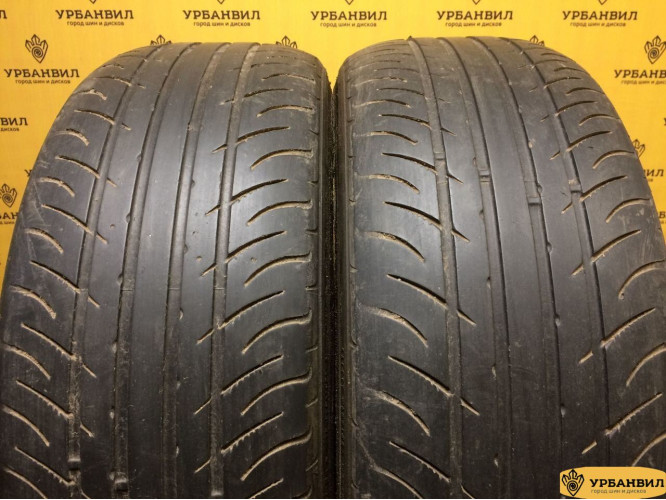 Kumho Ecsta SPT KU31 215/60 R16 95V