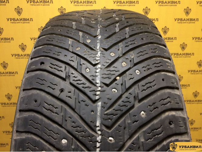 Nokian Tyres Hakkapeliitta 8 225/55 R17 97T