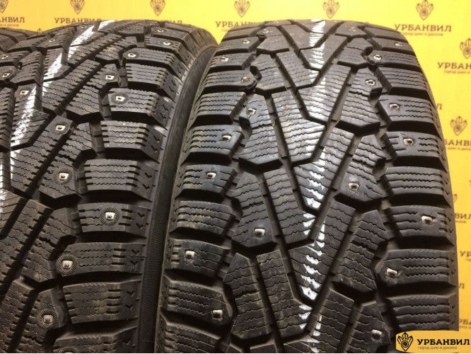 Pirelli Ice Zero 215/60 R16 99T