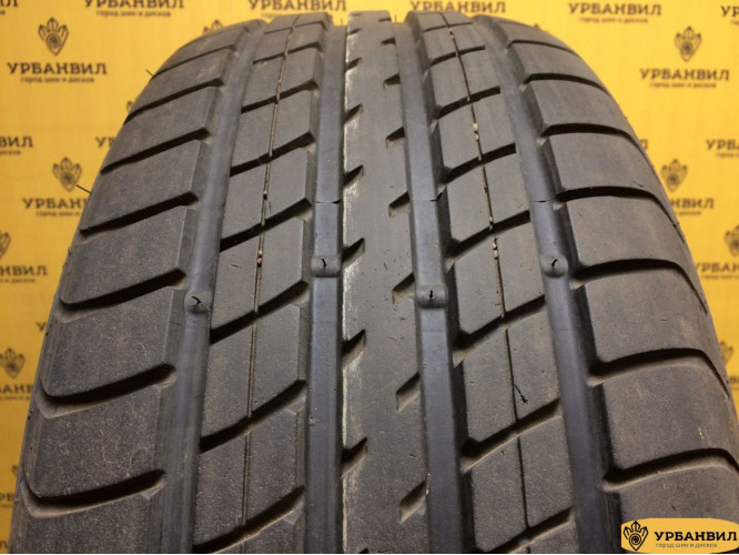 Dunlop SP Sport 2000E 225/55 R17 97W